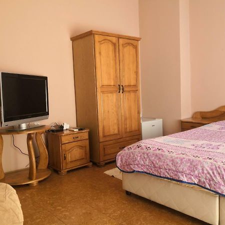 Hotel Atlantic Sliven Esterno foto