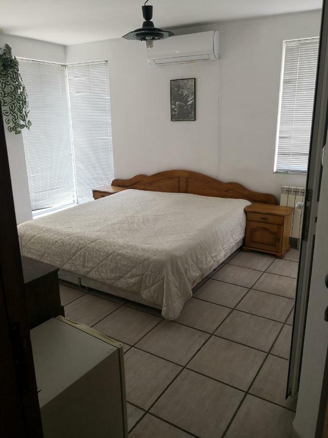 Hotel Atlantic Sliven Esterno foto