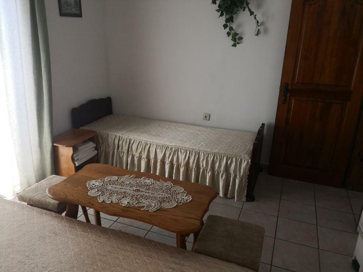 Hotel Atlantic Sliven Esterno foto